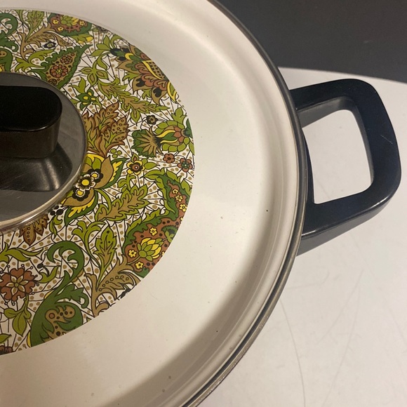 Fancipans Green Paisley Enamel Handled Pot Lid 9.5”D Two Piece - Picture 5 of 17